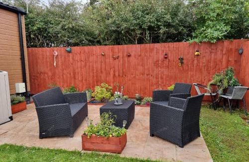 Forfar House | Kimadalyn: Family-Friendly 4-Star Hotel with High Guest Ratings