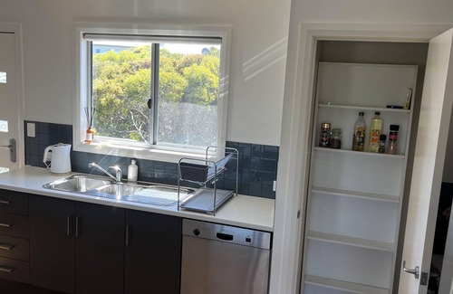 Warrenben House | Stylish 4 Bedroom Holiday Home with Family-Friendly Amenities