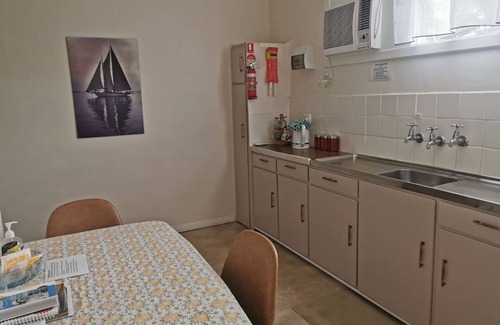 Kimba Apartment | Discover Kimba Units 5: Pet-Friendly Self-Contained Retreat