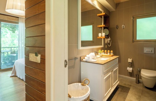 Cirali Hotel | Kimera Lounge: Ocean View Retreat with Spa and Pool Access