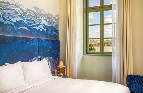 Orszagut Hotel | Elegant Kimpton BEM Budapest: Spa, Restaurant & Hot Tub