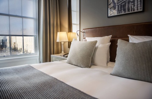 City Centre Glasgow Hotel | Experience Kimpton Blythswood Hotel & Spa: 5-Star Luxury Retreat