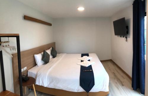 San Sai Bed & Breakfast | Cozy Kin Bed Chiang Mai with Breakfast Included
