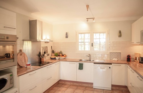 Saint-Pierre-de-Vassols Villa | Kindvriendelijke Villa met Prive Zwembad en Airco Tussen de Wijnvelden