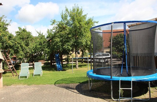 Buchelberg Apartment | Family-Friendly Apartment Near the Lake with Kitchen Access