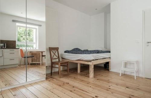 Siegen Apartment | Family-Friendly Stay at Kinderklinik, Steps from the Station