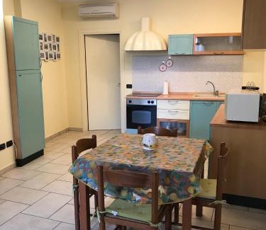 Peschiera del Garda City Centre House | Relax at KINDLY ROBERTA: Family-Friendly Stay in Peschiera