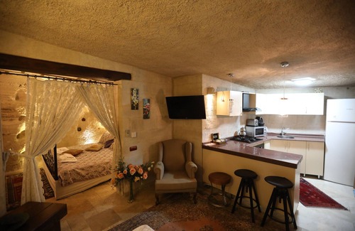 Goreme Apartment | Family-Friendly King Apart: Rated 10/10 with Kitchen Amenities