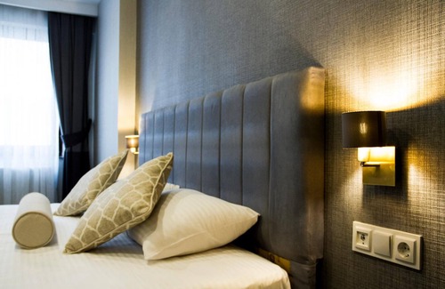 Buyukcekmece Hotel | Convenient King Apart Suites: Family-Friendly with Breakfast