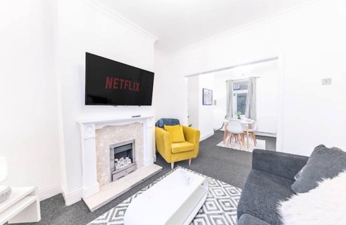 Barrow-in-Furness House | Cozy City House with King Bed and Family-Friendly Amenities