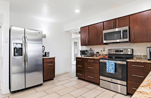 Plano House | Family-Friendly Getaway with Games and Grilling Fun