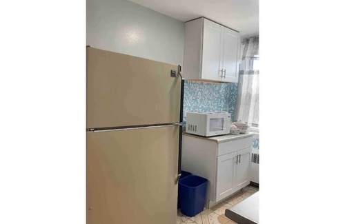 Foxcroft Square Apartment | Comfort and Free Parking at Rhawnhurst Hotel Retreat