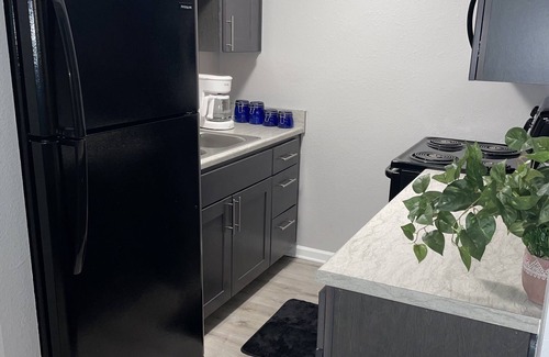 Beavercreek Apartment | Conveniently Located Hotel Near WPAFB and Adventure Reef