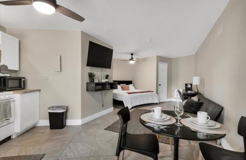 Huntsville Apartment | Modern Studio Apartment with King Bed - Rated 8.8/10
