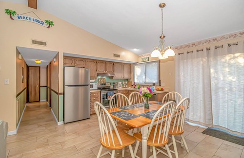 Crescent Beach House | Guest Rated 10/10: King Bed with Private Deck & Beach Access
