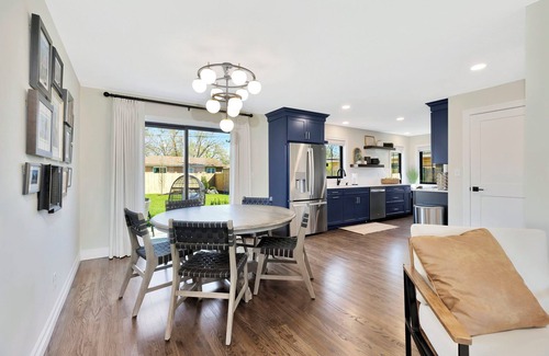 Wichita House | King Beds in Safe Area Game Room Patio & Grill
