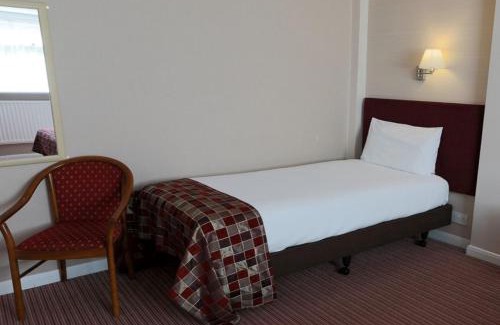 Gillingham Hotel | Comfortable King Charles Hotel: Pet-Friendly & Family Friendly