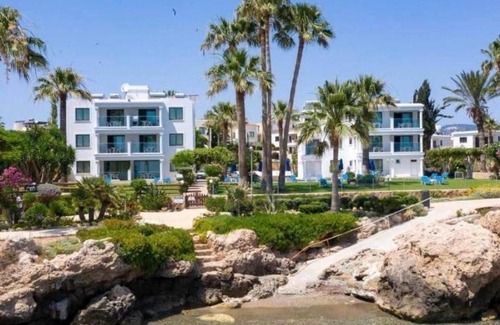 Chlorakas Resort | Delightful King Evelthon Beach Hotel & Resort Experience