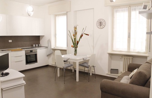 Verona City Centre Apartment | Prime King Lear Apartment: Ideal for Groups Near the Arena