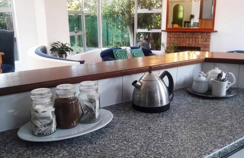 Flamingo Vlei House | Cozy King Mountain View Studio with Breakfast at Flamingo Rest