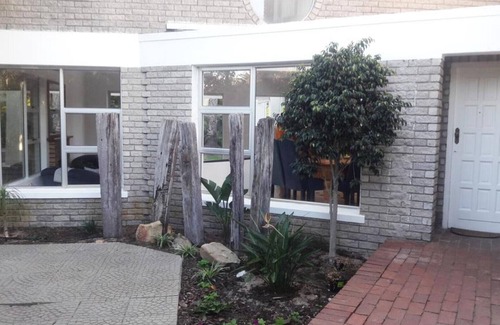 Flamingo Vlei House | Cozy King Mountain View Studio with Breakfast at Flamingo Rest