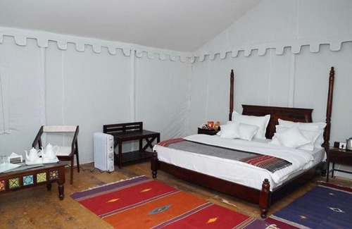 Jaisalmer Resort | Desert Camp Adventure: King-of Desert Camp Sam Sand Dunes
