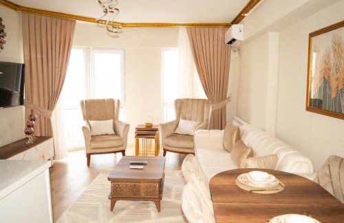 Esenyurt Apartment | Ideal 1-Bedroom Retreat with Wifi and Convenient Services