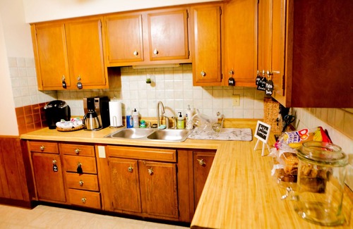 Whittier House | Experience King Pleasant Mansion with Fast Wifi & Parking