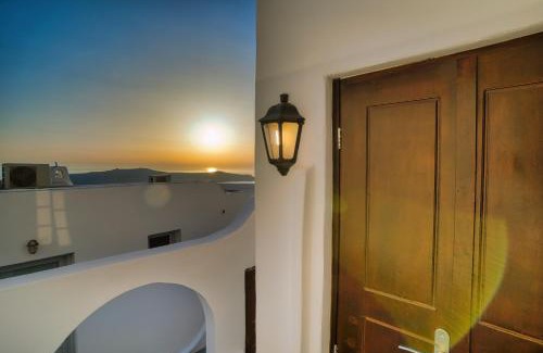 Imerovigli Bed & Breakfast | Exceptional King&Queen Suites with Hot Tub & Family Amenities