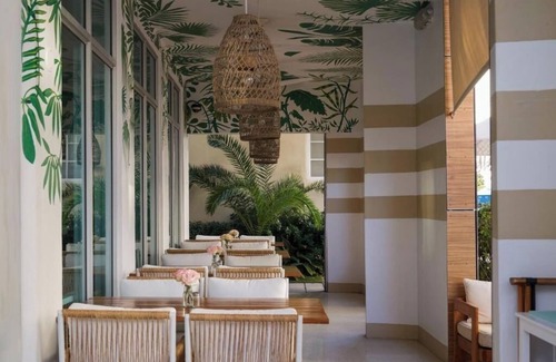 Arnold Apartment | King Room Near Playa Miami Beach MIA