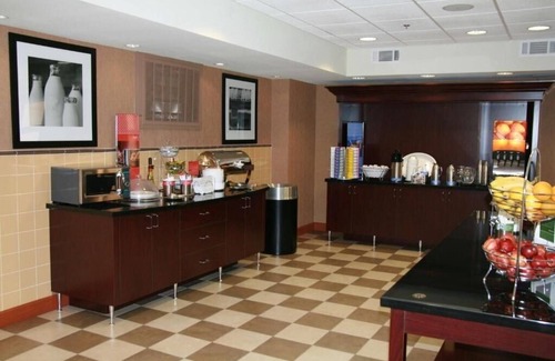 North Las Vegas Apartment | Pet-Friendly King Room Near Life Storage LAS Awaits You