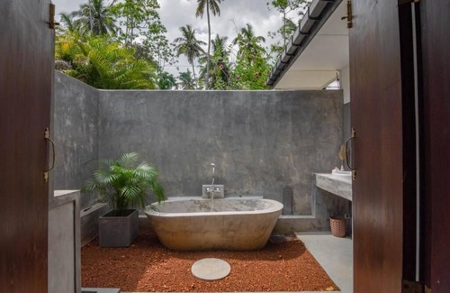 Ahangama Villa | Family-Friendly King Room at Sattva Ahangama Awaits