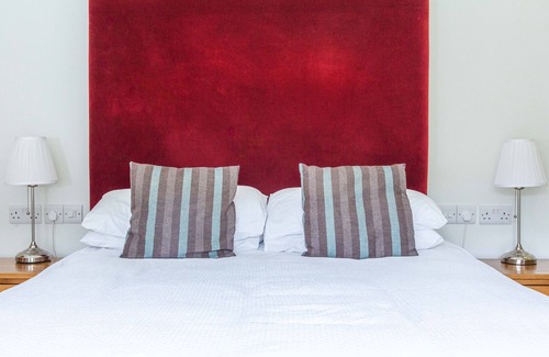 Newcastle Bed & Breakfast | Guest Favorite: Double Room with Ensuite and Breakfast