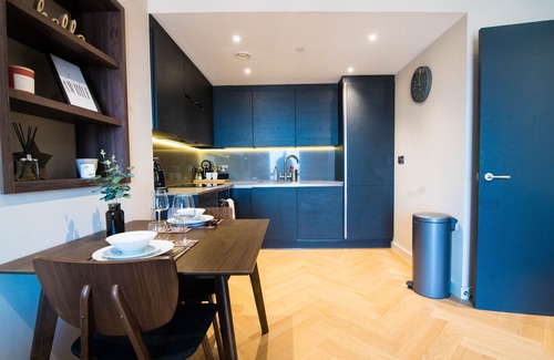 York Apartment | Top-Rated King’s 39: Family-Friendly with Great Amenities