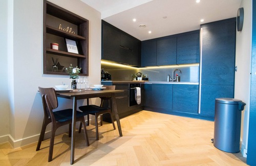 York Apartment | Top-Rated King’s 39: Family-Friendly with Great Amenities