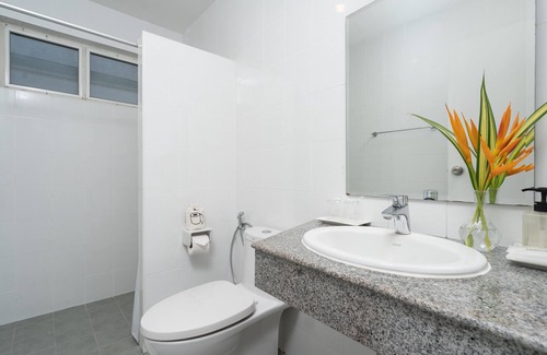 Chaweng City Center Resort | Ocean View Retreat at King's Garden Resort: Rated 9/10