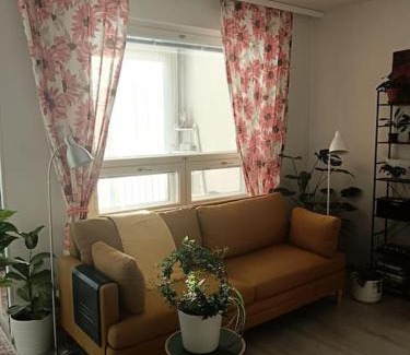 Lantinen District Apartment | King's Oak Jungle