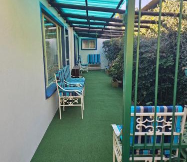 Centurion House | Welcoming King Sanctuary: Family-Friendly Getaway Awaits