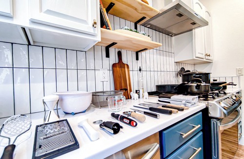 Carson City House | Elegant King Tahoe Retreat with Lake View & Breakfast