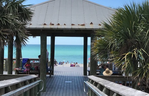 Englewood Apartment | Inviting King Studio with Bay Views & Private Beach Access