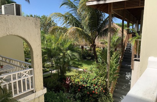Negril Villa | King Suite at Oceanview Resort: Breathtaking Beach Views