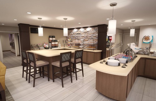 Sterling Heights Condo | King Suite with Breakfast & Indoor Pool Access - Rated 10/10