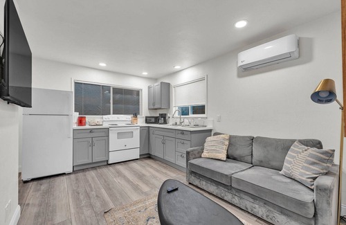 Citrus Heights House | Ideal King Suite House with Pool, Spa, and Game Room