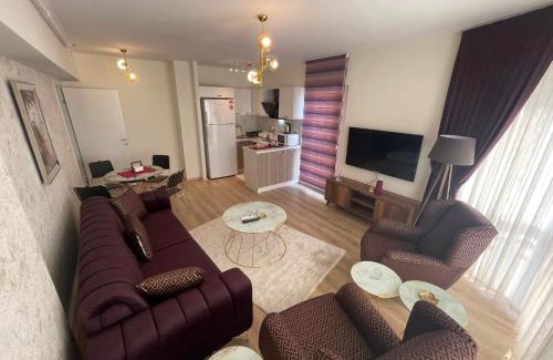 Esenyurt Apartment | Convenient 1-Bedroom Retreat with Free WiFi & Parking