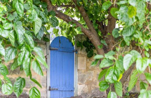 East Fremantle House | King44 - A Family-Friendly 4-Star Escape Awaits You