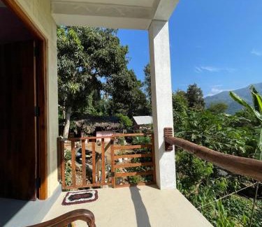 Ella Ski Chalet | Budget-Friendly Kingdom of Rustic Ella - 9.7/10 Rated Stay