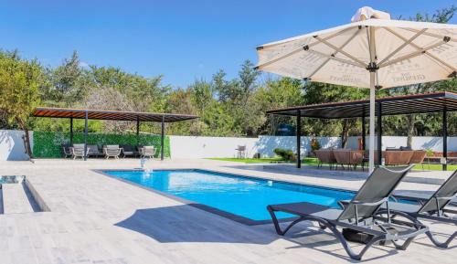Elias Motsoaledi Cabin | Kingdoms Lodge