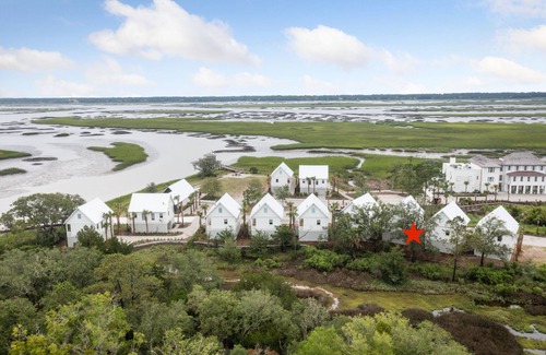 Johns Island House | Riverfront Retreat: Kingfisher Bungalow at Kiawah River