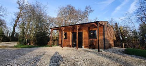 Nantwich Other | Pet-Friendly Kingfisher Cabin: Perfect Wild Escapes Glamping