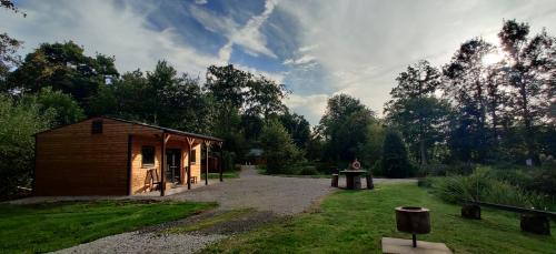 Nantwich Other | Pet-Friendly Kingfisher Cabin: Perfect Wild Escapes Glamping